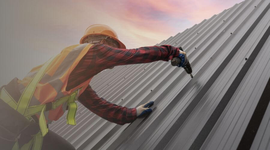 Expert Emergency Roof Repairs services in Hemlock, MI